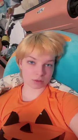 Sometimes I do poetry and I was inspired to get back into it by a dear friend of mine  (@Mimicingnemo I’m always rooting for you 🩵)