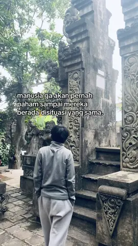 mereka hanya menilai luarnya saja, tidak tau isi dalamnya bagaimana #boikottrans7 #savelirboyo #trans7 #pondoklirboyo #beritaviral 