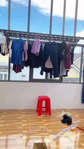 Giải pháp phơi đồ thông minh sẽ thay thế cây phơi truyền thống .#giànphơigấpgọn #giáphơiquầnáo #giànphơiquầnáo #giànphơithôngminh #nộithấtnhàđẹp 