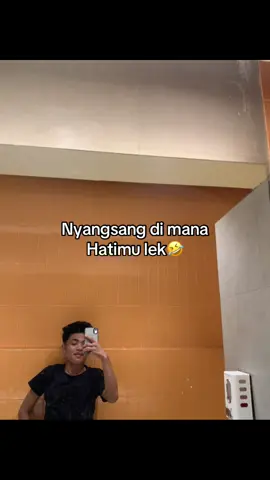 Di mana lek#tredingvideo #stationtop10surabaya #lewatberanda #surabaya24jam 