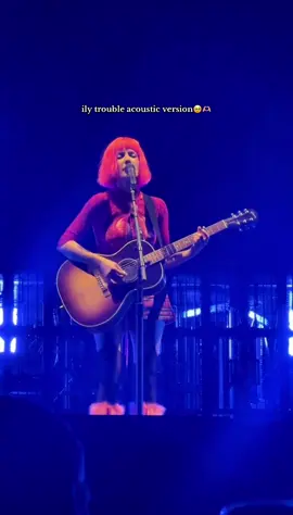 ily trouble acoustic version🥹🫶🏼 ⛰︎ vc dalsøskz  #halsey #backtobadlandstour #badlands #fyp @Halsey @halseyhq 