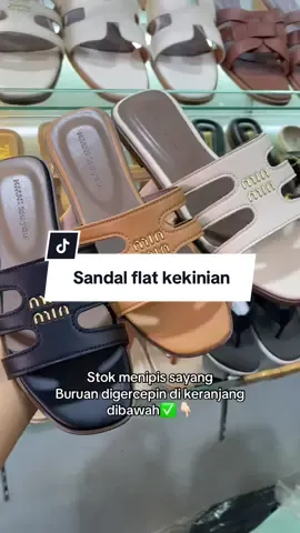 DAPAT HARGA DIBAWAH 150ribu GERCEPINN😍#sandal #sandalwanita #sandalkekinian 