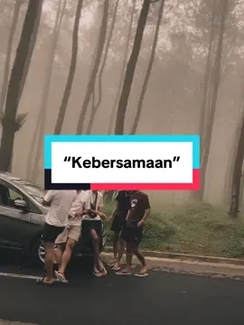 Jadilah dirimu sendiri,orang tidak harus menyukaimu,dan kamu tidak perlu peduli 💨