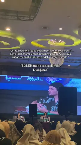 “Kalau healingnya ke Ust.hanan Attaki sakit hatinya nga main main🥹🤍 #usthananattaki #banjarmasin #karmaisreal #fyp #xybca 