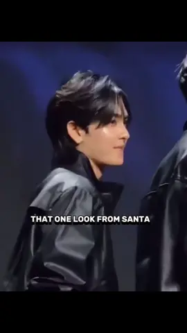 That look can drive me CRAZY FR 😣😭 ( Cr all videos to the owner from X ) #perthsanta #perthtanapon #santapongsapak #perthppe #santapp 