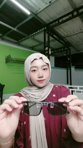 #kacamata #kacamatabaca #kacamatabacadanjalan #videoviraltiktok 