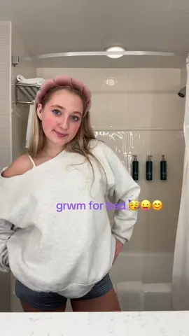 skins breaking out hella but it’s okay bc we’re baddies 🤷‍♀️🕺😙 #grwm #yay #travel #awesome 