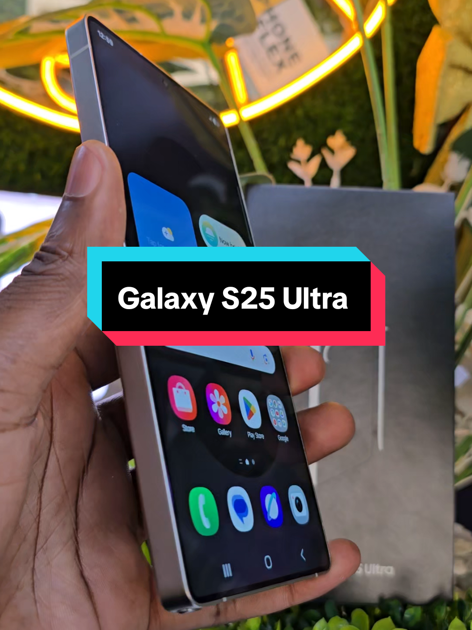Samsung Galaxy S25 Ultra 5G  ksh.134,999 RAM: 12GB Internal Storage: 512GB, Battery: 5000mAh, 45W wired Main camera: 200MP +10MP + 50MP + 50MP Front camera: 12 MP Display: 6.9 inches + 120Hz AMOLED display Processor: Qualcomm SM8750-AB Snapdragon 8 Elite  Connectivity: Dual SIM, 3G, 4G, 5G, Wi-Fi OS: Android 15, One UI 7 Call 0741_944_913  Call 0780_502_434  Whtsp 0794-420-410  Located at tumaini house 2nd floor behind kencom along moi avenue.  #phoneflexke #android #samsungs25ultra  #galaxys25ultra #phones 