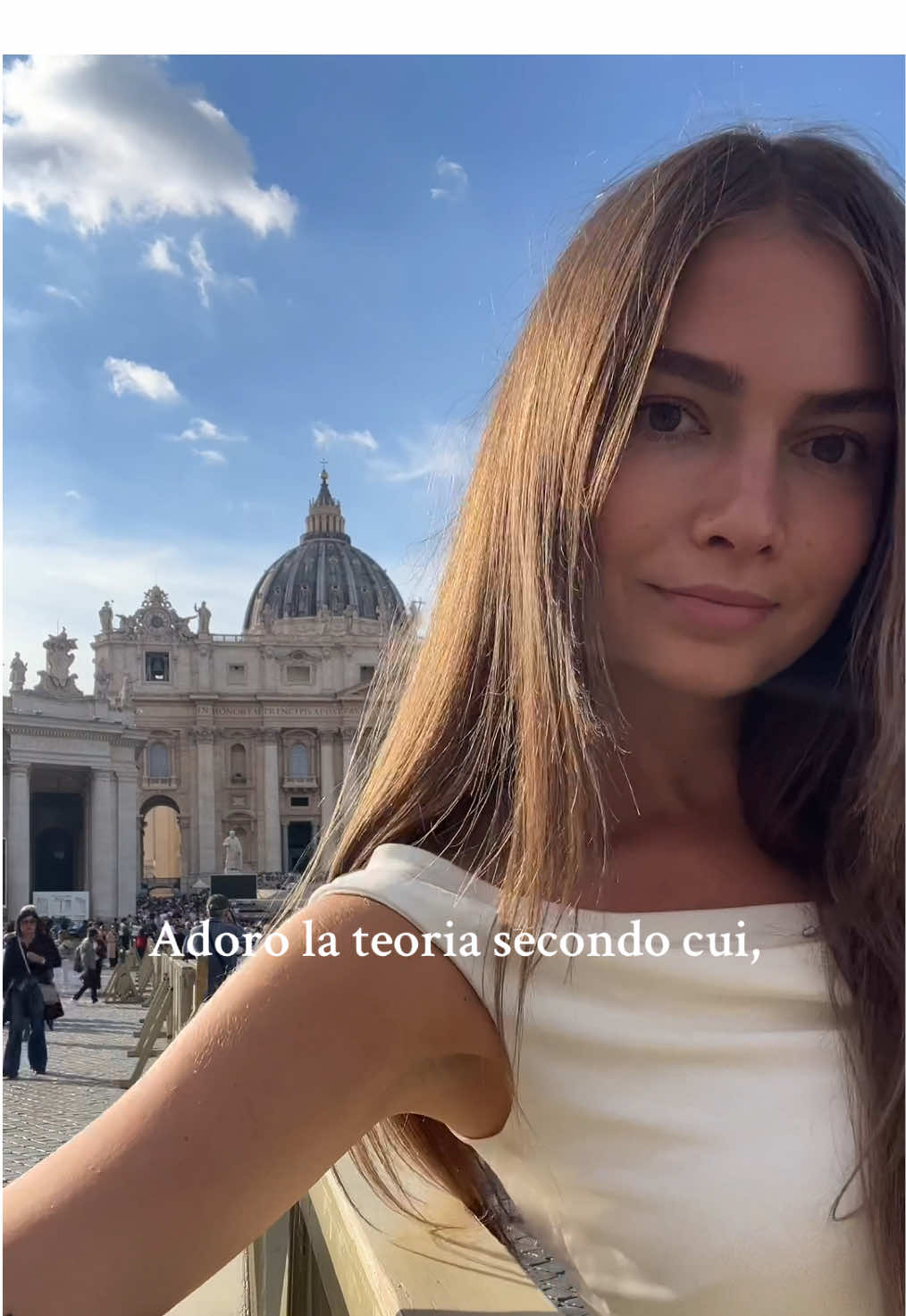 Se ti senti attratto da un posto specifico, forse è il posto reale in cui sei destinato ad essere.  Per me è Roma 🤍 #newinrome #rometips #explorerome #discoverrome #ottobrata 