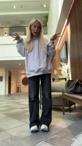 Annabel släpper NY banger!!! 🐱🐱🐱🐱 KISSEKATT 🐱🐱🐱🐱 Super duper kär pt2 är här  