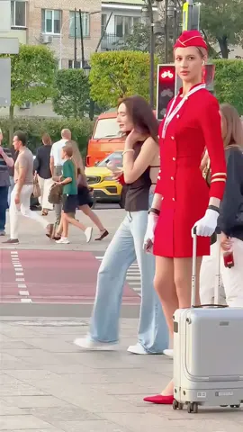 #stewardess #reaction #elegantstewardes #lady #fyp 