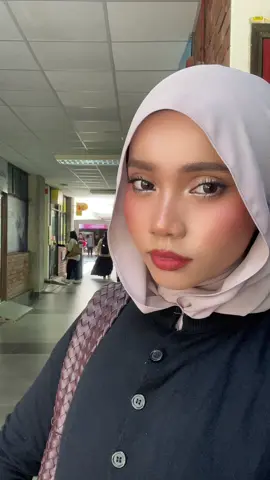 sooo ngantuk for class 🥺🥺