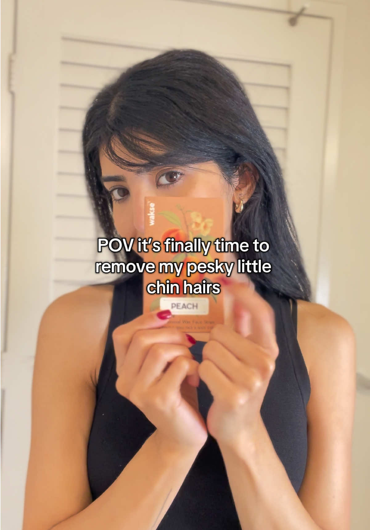 Got pesky little chin hairs? Wakse wax strips got you covered 😌 #wakse #wax #chinhairs #waxstrips 