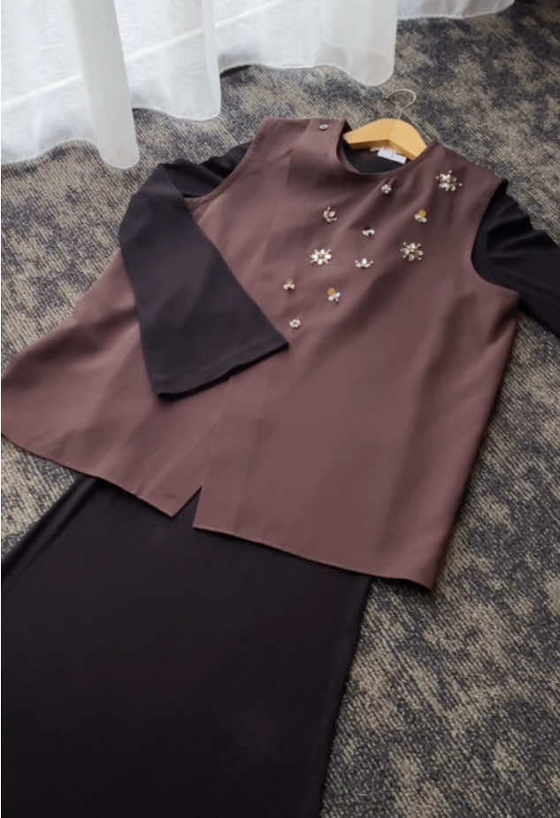 Espresso outfit check 🤎#outervest #elegantlook 