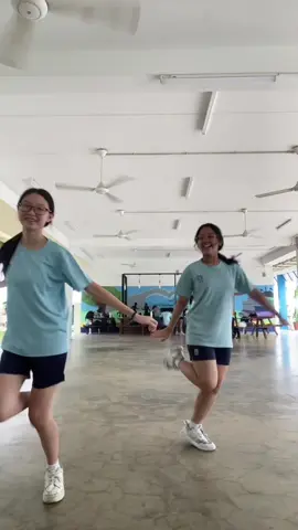 i messed up 💔 i will redo @nathaliee #markout #dance #school #sg #fyp 