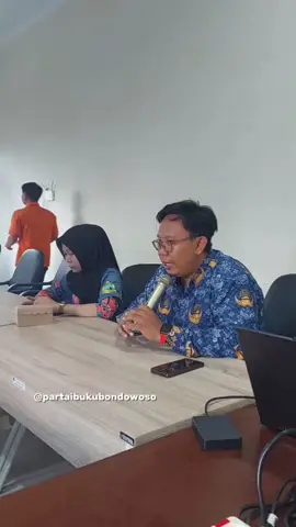 SOSIALISASI DAN SIMULASI TANGGAP DARURAT BENCANA OLEH BPBD BONDOWOSO - Bagian 1 #PanggungKampanyeLiterasi #PartaiBuku #Bondowoso #TanggapDaruratBencana #BPBD 