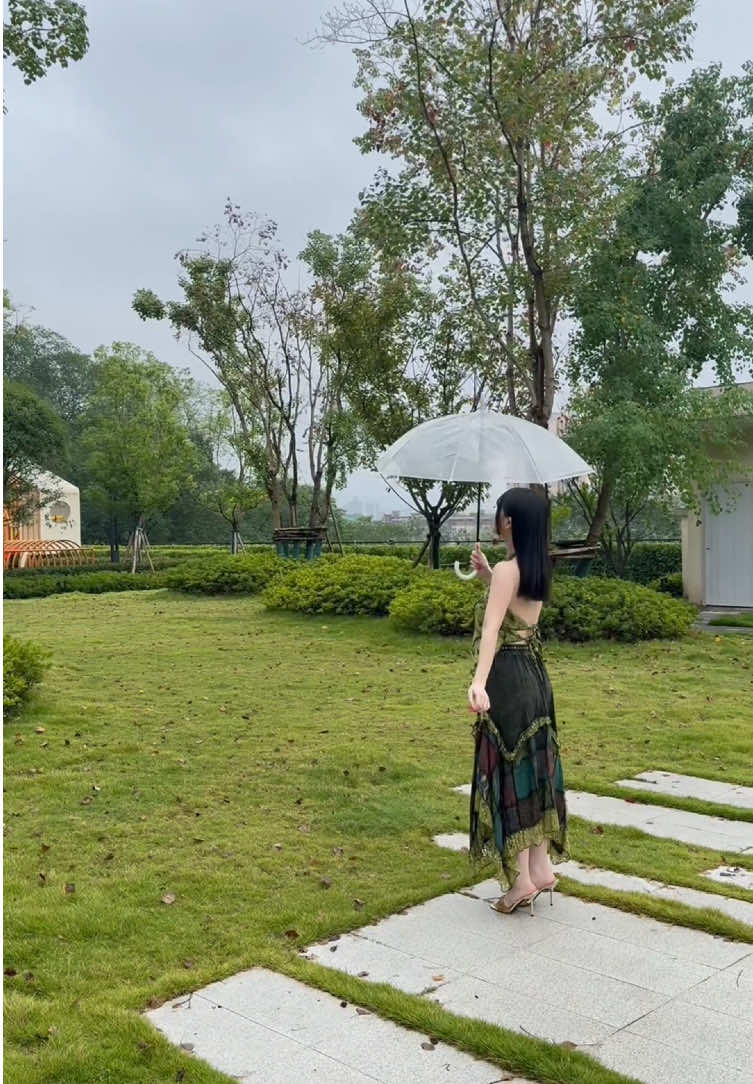 今日は設備がアップグレードされたので、一日休みますよ~✨ 緑は、生命の色です~ #infp #fyp 