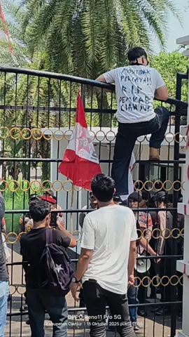 Demo ke 5 GMNI Cianjur meminta berhentikan sementara program MBG di Cianjur. #mbg #programmbg #gmnicianjur #cianjur #sppgcianjur #mbgcianjur #makanbergizigratis BergiziGratis