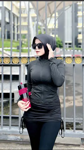 #fypシ゚ #xyzabc #fypviralシ #outfitideas #bajuolahraga #gym 