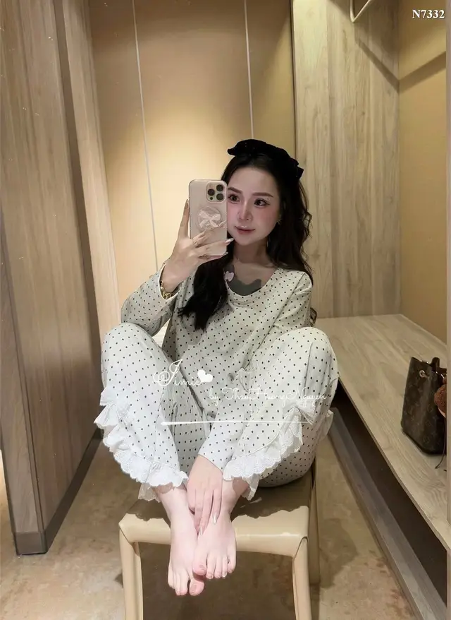 Là con gái phải điệu nha 🥰