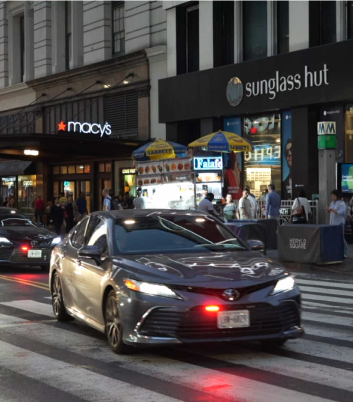 NYPD CRT Responding.  #nypd #nypdcrt #unmarkedpolice #policecar #responding 