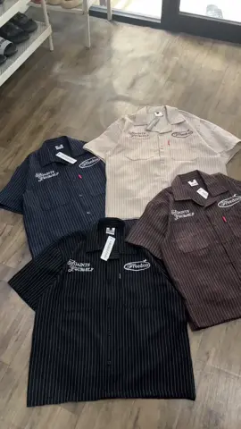 Kemeja boxy dari Freedom Wear