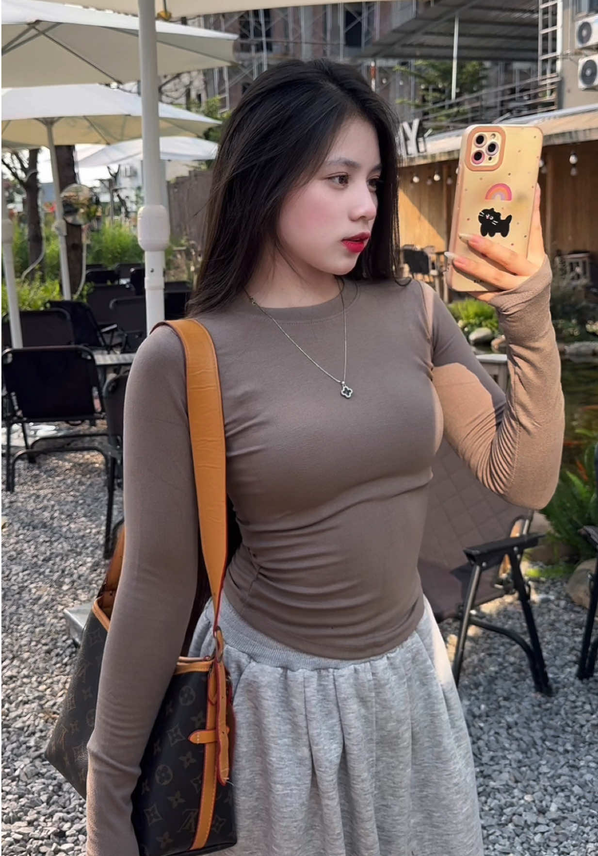 Nâu nhạt nha