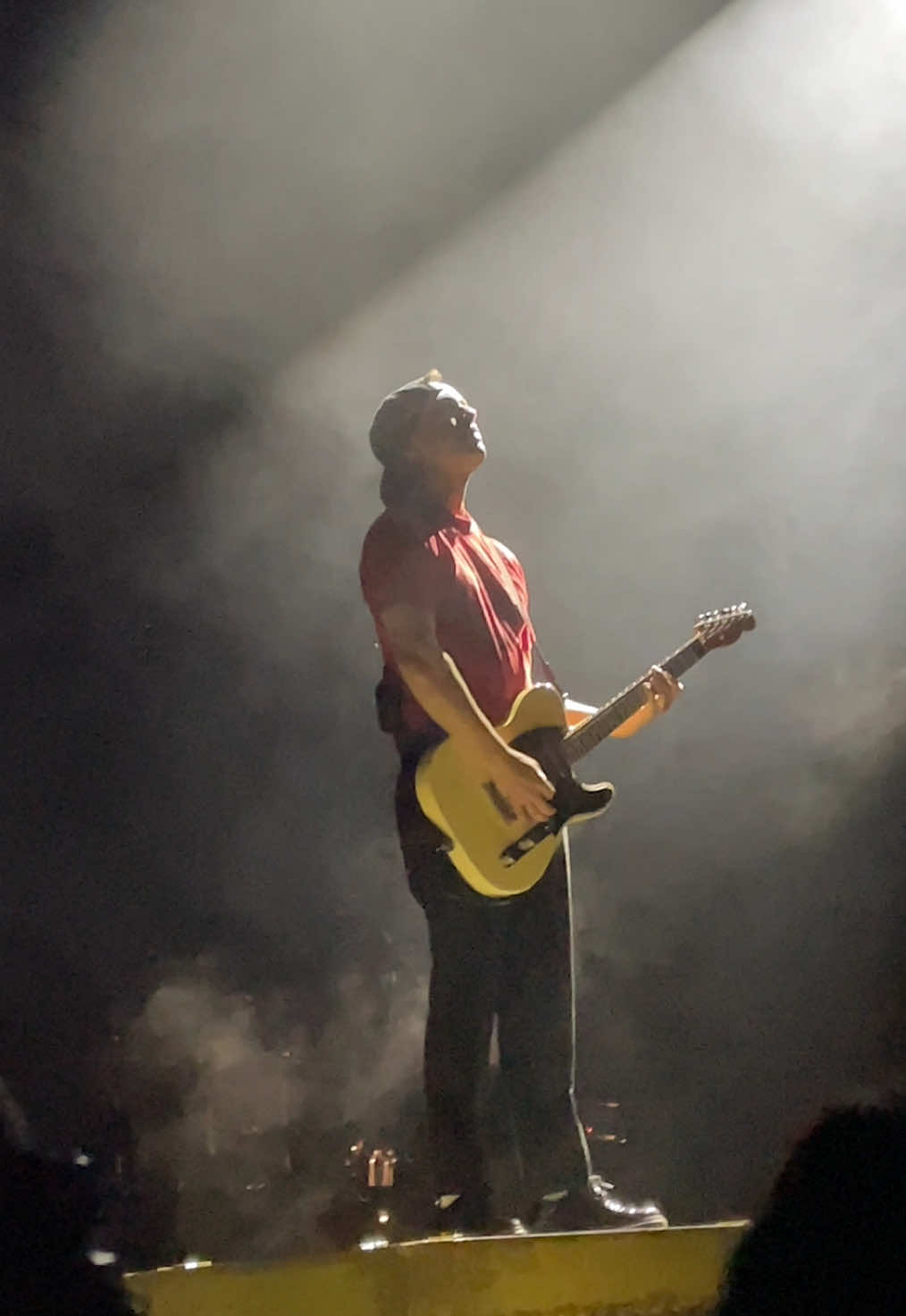 #ptv #piercetheveil #vicfuentes #fyp #ichytour @Vic Fuentes 