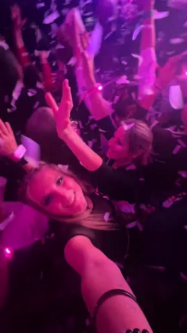 INDOCHINE ACT 4 avec ma maman 🩷