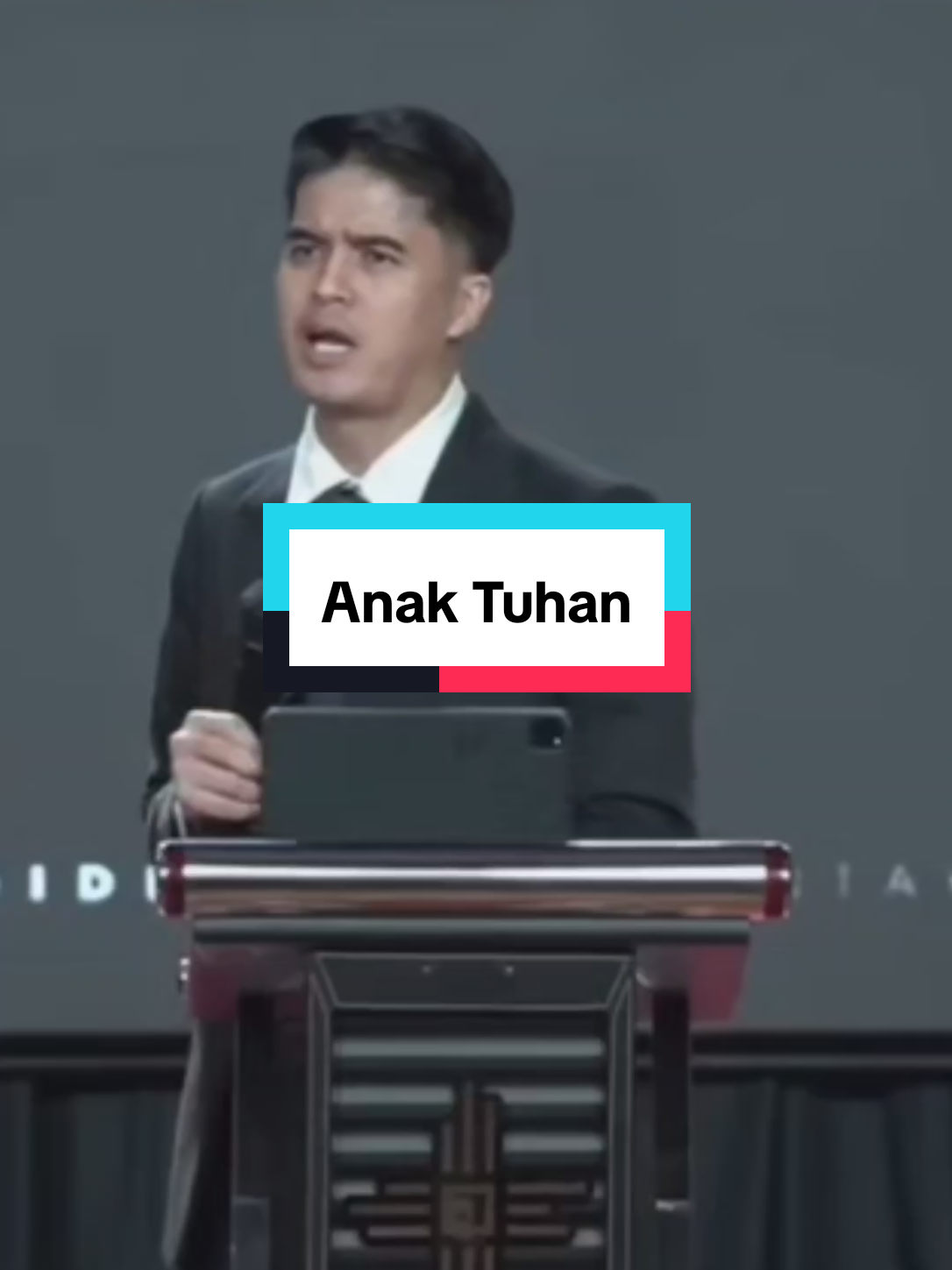 Orang hebat Orang yang mengandalkan Tuhan itu terlihat ketika lagi tersudut