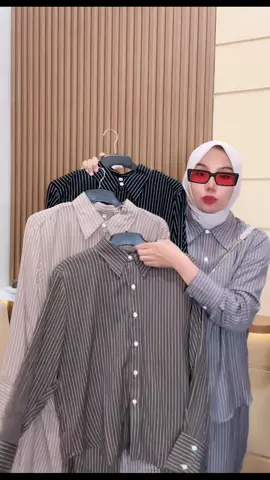 Jemma Shirt Wanita Salur Stripe oversize #pakaianwanita #salur #kemejaoversize #fyp #setelanwanita 
