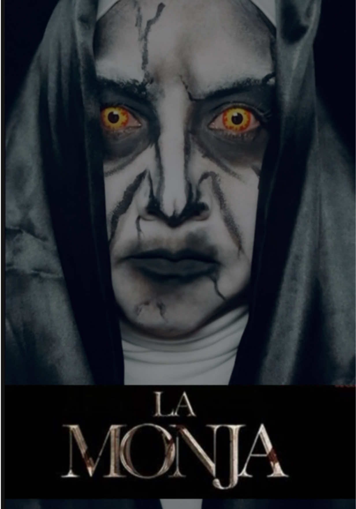 Un maquillaje más perfecto para una de las mejores temporadas del año !!  Cuéntame que otro te gustaría que hiciera ? 😉👇🏼#diademuertosmexico #halloweenmakeup #lamonja #lamonja2 #makeupartistico 