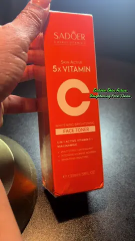 - ##Anti-inflammatory Properties##: Niacinamide in the toner supports skin health by reducing inflammation. - ##Daily Skincare Addition##: Perfect for integrating into your daily skincare routine for noticeable results. - ##Moisture Retention##: Contains Hyaluronic Acid which helps keep the skin hydrated. - ##Nutrient-rich Formulation##: Combines essential ingredients like Collagen, Hyaluronic Acid, and Niacinamide to enhance skin health and radiance. - ##Suitable for Various Concerns##: Tailored to address specific skin issues, making it a versatile choice for various skincare needs.