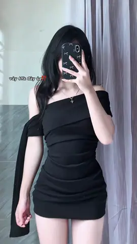 kh tin luôn á, váy xinh dữ lunn💐#xh #viral #outfit #vayombody #vayxinhmoingay 