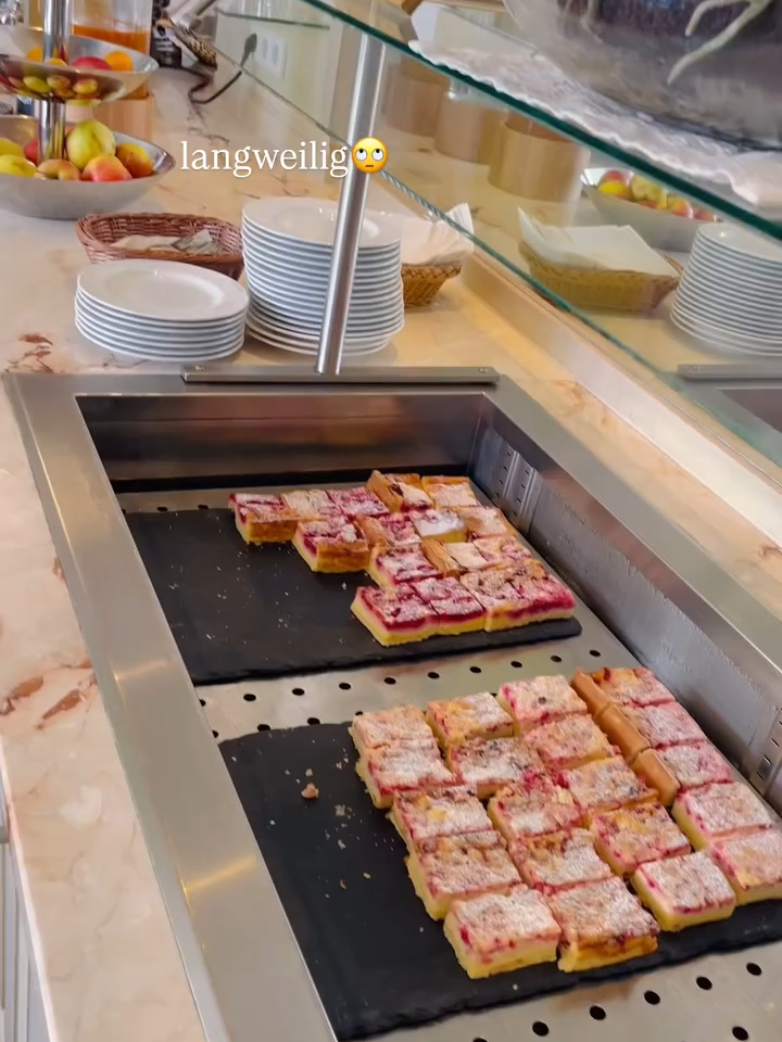 Hôm nay ăn gì?  #dulichbonphuong #cuocsongoduc🇩🇪🇩🇪🇩🇪