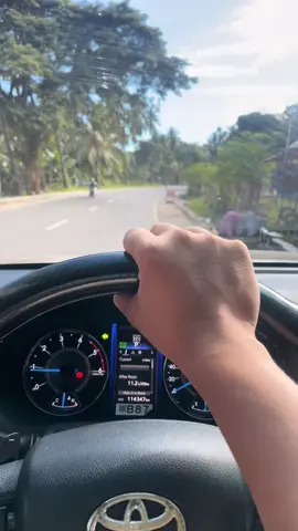 😝 #toyota #toyotafortuner🖤 #carguythings #foryoupage #fyp 