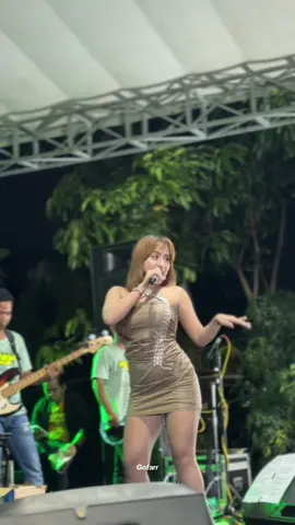 Jan ojo mbok tinggal to bu😅@INDRI ANANDA 𐙚 𓏲*ੈ  #newastina #pmaudiomadiun #fypシ゚ #fyppppppppppppppppppppppp 