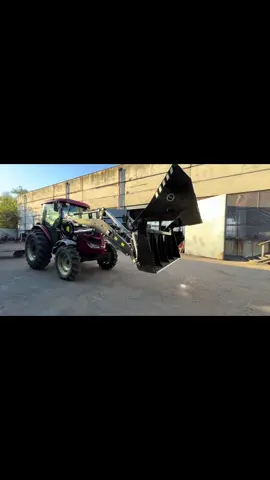 Швидкознімний фронтальний навантажувач для трактора Yanmar виготовлений під замовлення для клієнта! Телефонуйте нам +380995556178 . #погрузчикфронтальный #навантажувач #трактор #погрузчик         