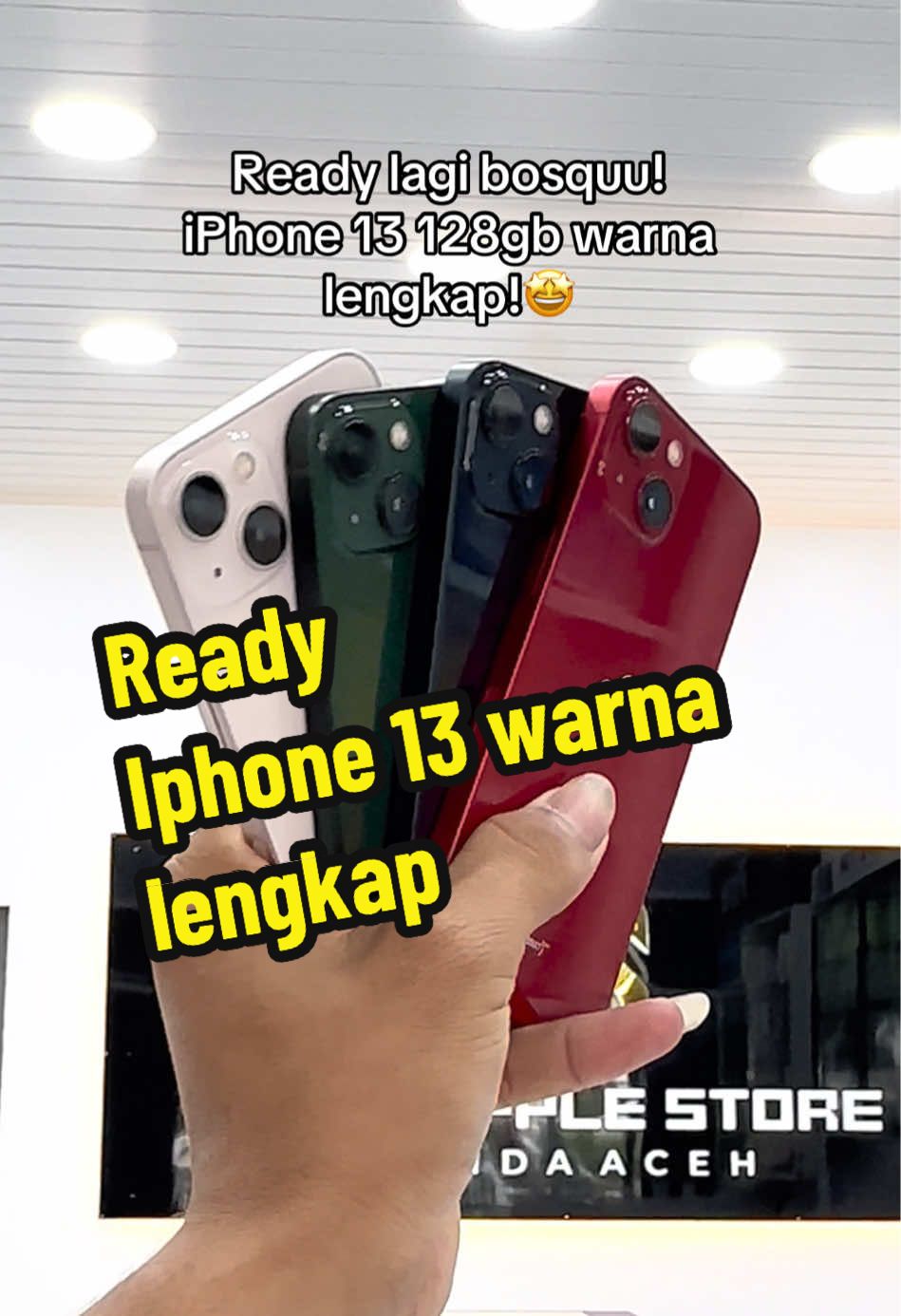 Udah ready lagi ya bosquu! iPhone 13 128gb untuk warna lengkap!! Ya bosquu  Yg mau order bisa langsung WA kami yg ada di bio! #sainistore #saini_lingke #iphone13 #apple #bandaaceh 