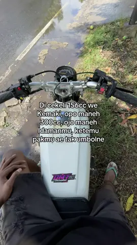 Hadohh” #tgngarage #cepekhits #cepekcantik #gl100modifikasi #gl100indonesia 