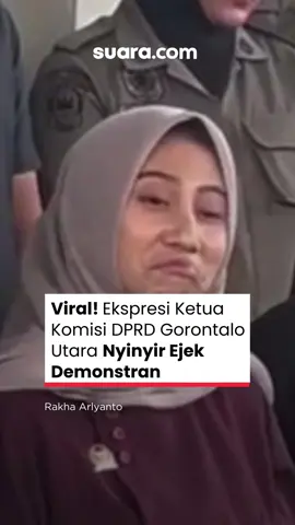 Ekspresi Ketua Komisi III DPRD Gorontalo Utara Dheninda Chaerunnisa mencibir dan mengejek orasi massa aksi di depan kantornya viral di media sosial. Kepada wartawan pada Selasa (14/10), Dheninda membantah hal tersebut. Dheninda mengaku terus tersenyum sepanjang orasi berlangsung. Adapun demo di depan kantor DPRD Gorotalo Utara itu terjadi pada Senin (13/10). Kala itu massa berunjuk rasa soal dugaan praktik calo dalam perekrutan tenaga PPPK paruh waktu serta adanya pelanggaran pembayaran UMR. Dheninda mengaku kaget dirinya viral di media sosial karena ekspresinya. Kader Partai NasDem ini mengklaim memakai ekspresi mencibir karena melihat ada karyawan orang tuanya yang ikut demo. 