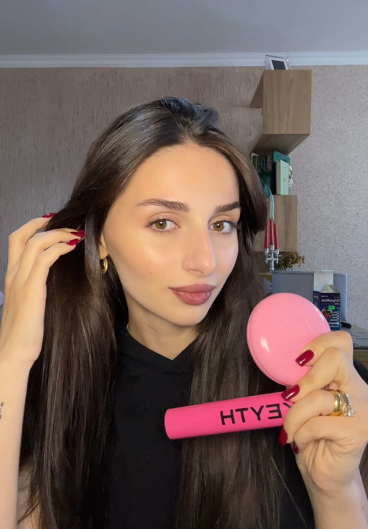 Perfect base routine using @KEYTHofficial Tone up primer & Pink magnet cushion 💗   #hwahae #keythofficial #kbeauty #dryskin #semiglow 