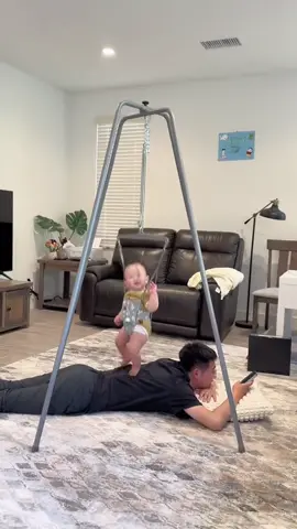 Sắm máy đấm lưng chạy bằng sữa này lẹ đi papa ơi 🤭🥰 #viral #xuhuong #embe #embedangyeu #embecute 