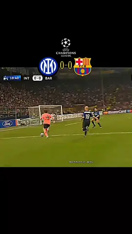 من الذاكره دوري ابطال 2010 برشلونا انتر ميلان #برشا #انتر_ميلان #استمتعو_في_المشاهدة #كره_القدم_قصه_عشق_لاينتهي🤩 