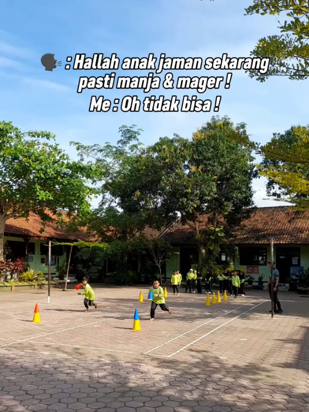 Bersama guru PJOK kita olahragakan seisi dunia 😁 #guru #gurumuda #gurupjok #fyp #viral 