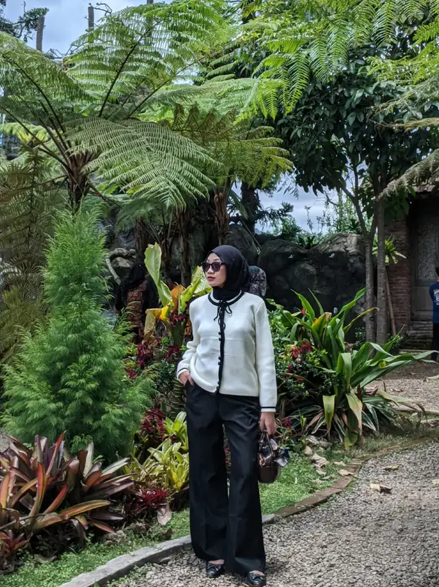 soOoOo family friendlyy🍃🌞🌹  #malangplacestogo #malang #batuplacetogo 