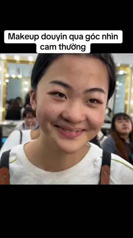 Ai mê makeup douyin đâu ạ e nghĩ chỉ hợp chụp ảnh thoai chứ make này ra đường thif hơi ấy nhỉ#yeumakeup #ilovetiktok #họcmakeup #makeupcanhan #makeupdouyin