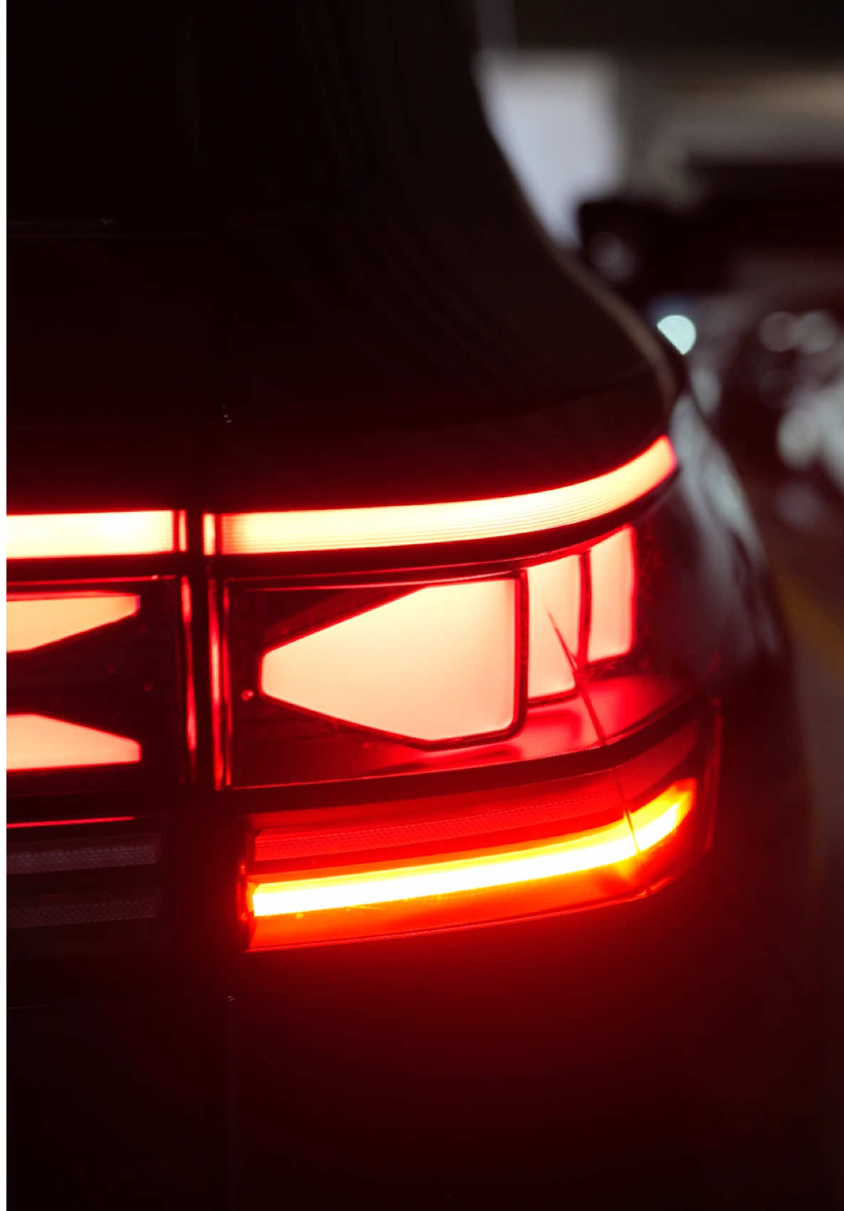 Il colore della notte lo scegli tu #Volkswagen #NuovaTayron