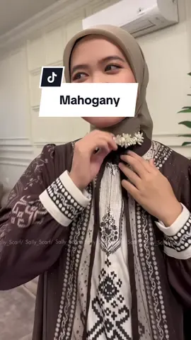 Medi Dress, karena indahmu pantas dirayakan. Satu dress, seribu kenangan indah #bajuhariraya #gamisseragaman #bajukondangan #gamismotif #bajulebaran2026 