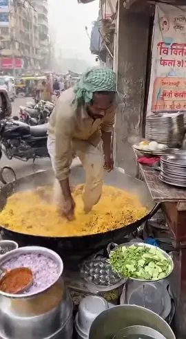 mana bersin2 segala 🤣 #indianstreetfood 